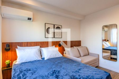 Sala/Quarto de kitnet/studio à venda com 1 quarto, 30m² em Boa Vista, Porto Alegre