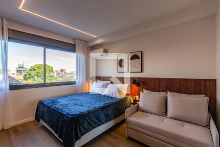 Sala/Quarto de kitnet/studio à venda com 1 quarto, 30m² em Boa Vista, Porto Alegre