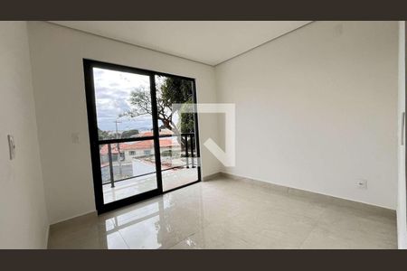 Casa à venda com 3 quartos, 215m² em Santa Branca, Belo Horizonte