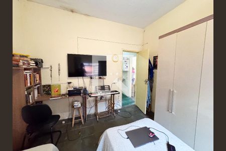 Quarto 2 de casa à venda com 2 quartos, 350m² em Milionários, Belo Horizonte
