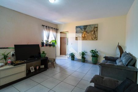 Sala 1 de casa para alugar com 6 quartos, 390m² em Jardim Prestes de Barros, Sorocaba