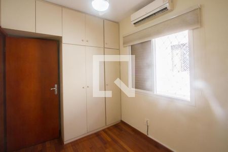 Quarto 2 de casa à venda com 3 quartos, 220m² em Jardim Caravelas, São Paulo