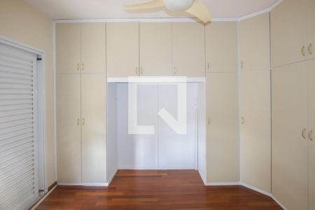 Quarto 1 de casa à venda com 3 quartos, 220m² em Jardim Caravelas, São Paulo