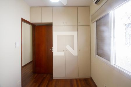Quarto 2 de casa à venda com 3 quartos, 220m² em Jardim Caravelas, São Paulo