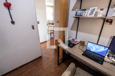 Quarto 1 de apartamento à venda com 3 quartos, 61m² em Guarani, Belo Horizonte