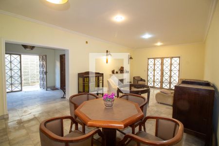 Sala de casa para alugar com 4 quartos, 960m² em Santo Amaro, São Paulo