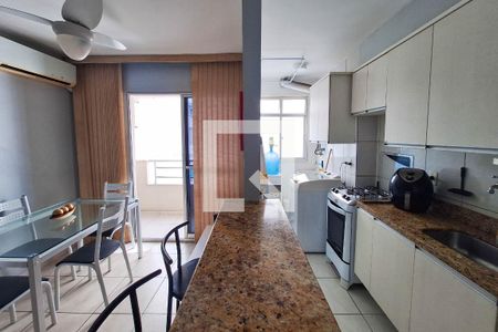 Sala de apartamento à venda com 3 quartos, 70m² em Barreto, Niterói