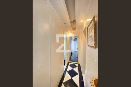 Corredor de apartamento à venda com 3 quartos, 75m² em Vila Rosalia, Guarulhos