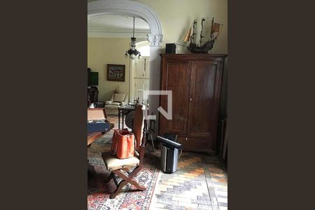Casa à venda com 4 quartos, 500m² em Cosme Velho, Rio de Janeiro