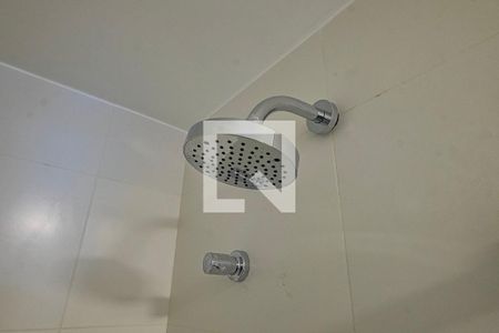 Banheiro de kitnet/studio à venda com 1 quarto, 28m² em Sumaré, São Paulo