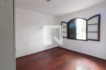 Quarto 1 de casa à venda com 2 quartos, 120m² em Jardim Ester, São Paulo