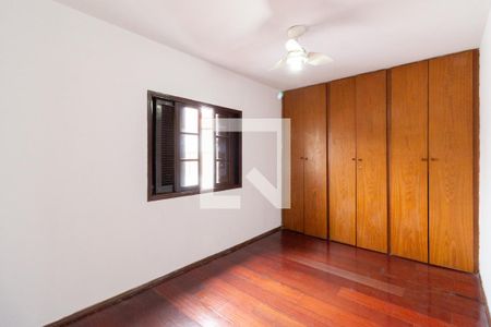 Quarto 2 de casa à venda com 2 quartos, 120m² em Jardim Ester, São Paulo