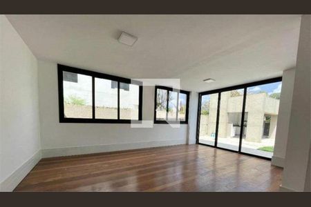 Casa à venda com 5 quartos, 390m² em Alphaville Residencial Dois, Barueri