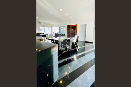 Casa à venda com 5 quartos, 730m² em Residencial Tambore III, Santana de Parnaíba