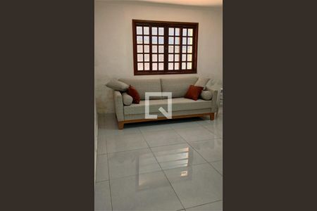 Casa à venda com 4 quartos, 480m² em Cerâmica, São Caetano do Sul