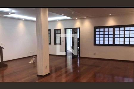 Casa à venda com 4 quartos, 480m² em Cerâmica, São Caetano do Sul