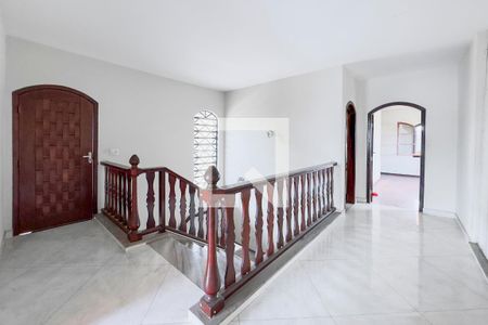 Hall de casa para alugar com 3 quartos, 500m² em Jardim Santa Maria, Jacareí
