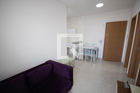 Sala de apartamento para alugar com 1 quarto, 45m² em Nova Mirim, Praia Grande