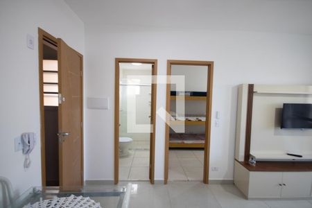 Sala de apartamento para alugar com 1 quarto, 45m² em Nova Mirim, Praia Grande