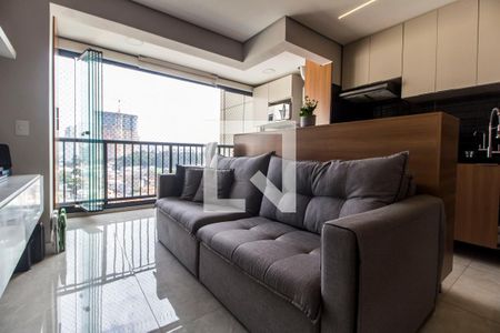 Sala de TV de apartamento à venda com 2 quartos, 56m² em Nova Aldeinha, Barueri
