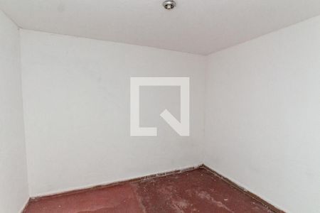 Quarto de casa para alugar com 1 quarto, 30m² em Vila Nivi, São Paulo