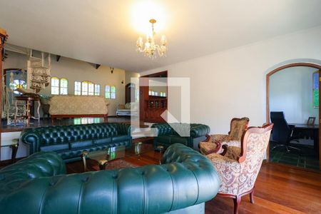 Sala de casa para alugar com 6 quartos, 380m² em Jardim Panorama, São Paulo