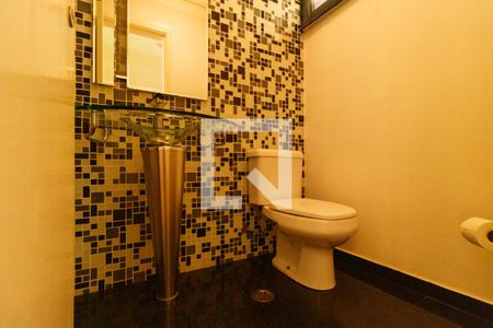 Lavabo de casa de condomínio à venda com 3 quartos, 237m² em Jardim Leonor Mendes de Barros, São Paulo