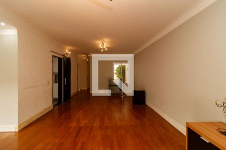 Sala de casa de condomínio à venda com 3 quartos, 237m² em Jardim Leonor Mendes de Barros, São Paulo