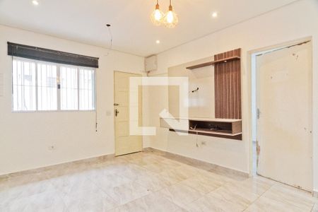 Sala de casa à venda com 4 quartos, 220m² em Parque Peruche, São Paulo