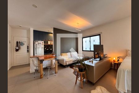 Sala de apartamento para alugar com 1 quarto, 38m² em Vila Nova Conceição, São Paulo