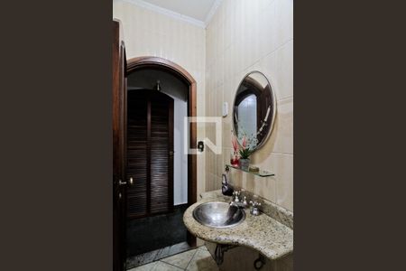 Lavabo de casa à venda com 3 quartos, 213m² em Piqueri, São Paulo