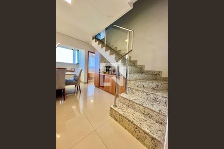 Sala de apartamento à venda com 3 quartos, 140m² em Rio Branco, Belo Horizonte