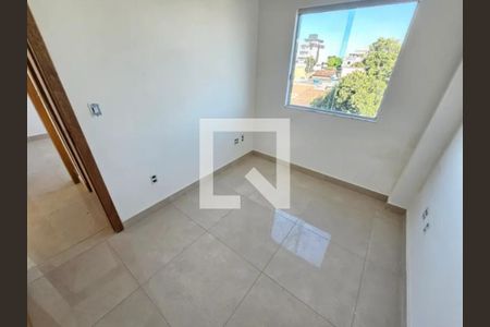 Quarto de apartamento à venda com 2 quartos, 80m² em Piratininga, Belo Horizonte