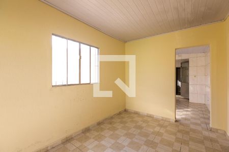 Sala 1 de casa à venda com 2 quartos, 250m² em Jardim Itapemirim, São Paulo