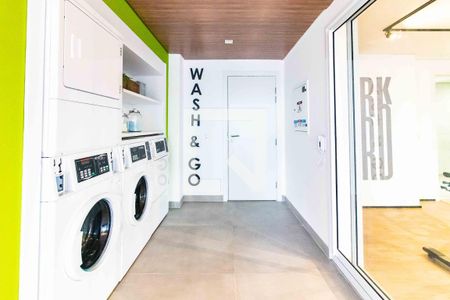 Lavanderia prédio de kitnet/studio para alugar com 1 quarto, 26m² em Butantã, São Paulo