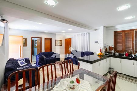 Sala/Cozinha de casa para alugar com 5 quartos, 924m² em Castelo, Belo Horizonte