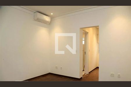 Casa à venda com 3 quartos, 350m² em Residencial Morumbi, São Paulo