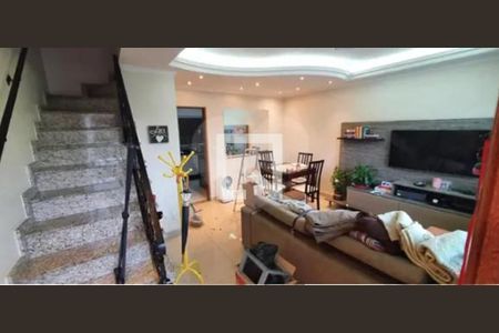 Casa à venda com 2 quartos, 70m² em Vila Carbone, São Paulo