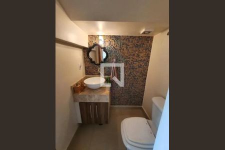 Casa à venda com 2 quartos, 70m² em Vila Carbone, São Paulo