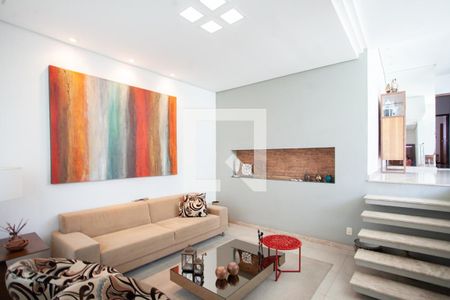 Sala 1 de casa à venda com 4 quartos, 303m² em União, Belo Horizonte