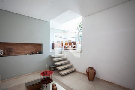 Sala 1 de casa à venda com 4 quartos, 303m² em União, Belo Horizonte