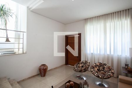 Sala 1 de casa à venda com 4 quartos, 303m² em União, Belo Horizonte