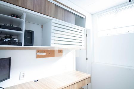 Escritório de casa à venda com 3 quartos, 298m² em Parque Santo Antonio, Guarulhos