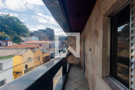 Varanda de casa para alugar com 4 quartos, 170m² em Vila Bela, São Paulo