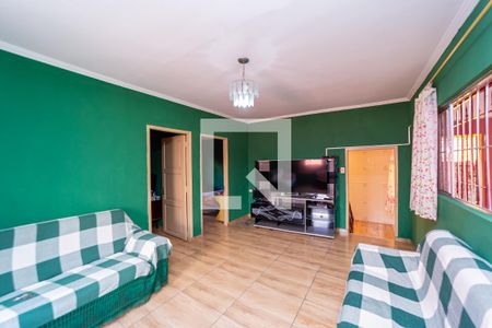 Sala de casa à venda com 3 quartos, 100m² em Jardim Verônia, São Paulo