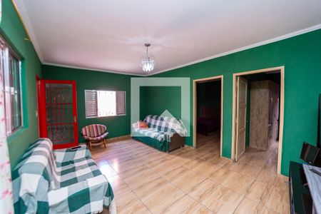 Sala de casa à venda com 3 quartos, 100m² em Jardim Verônia, São Paulo