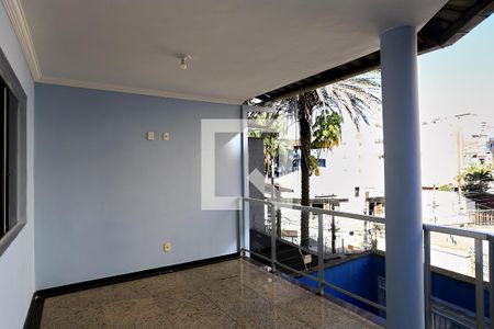 Varanda da Sala de casa à venda com 3 quartos, 185m² em Nova Floresta, Belo Horizonte