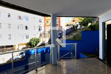 Varanda da Sala de casa à venda com 3 quartos, 185m² em Nova Floresta, Belo Horizonte