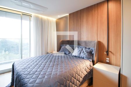 Suíte de apartamento para alugar com 1 quarto, 53m² em Vila Olímpia, São Paulo