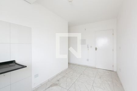 Sala/Cozinha de apartamento à venda com 2 quartos, 47m² em Vila Carmosina, São Paulo